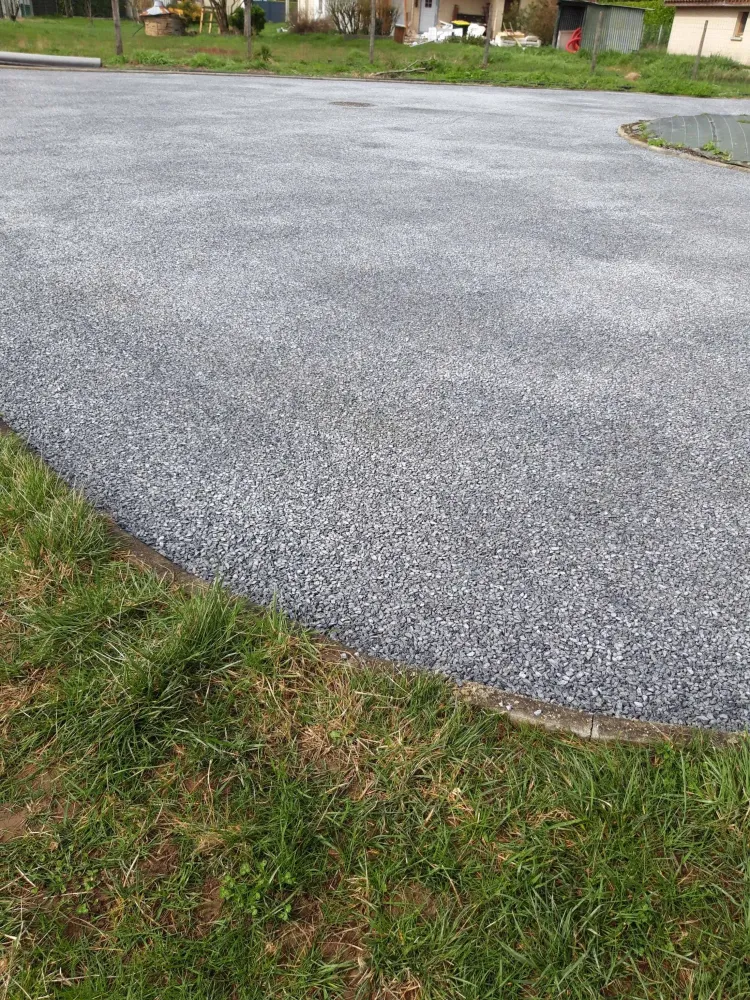 Accès gravier coloré à Fourques-sur-Garonne